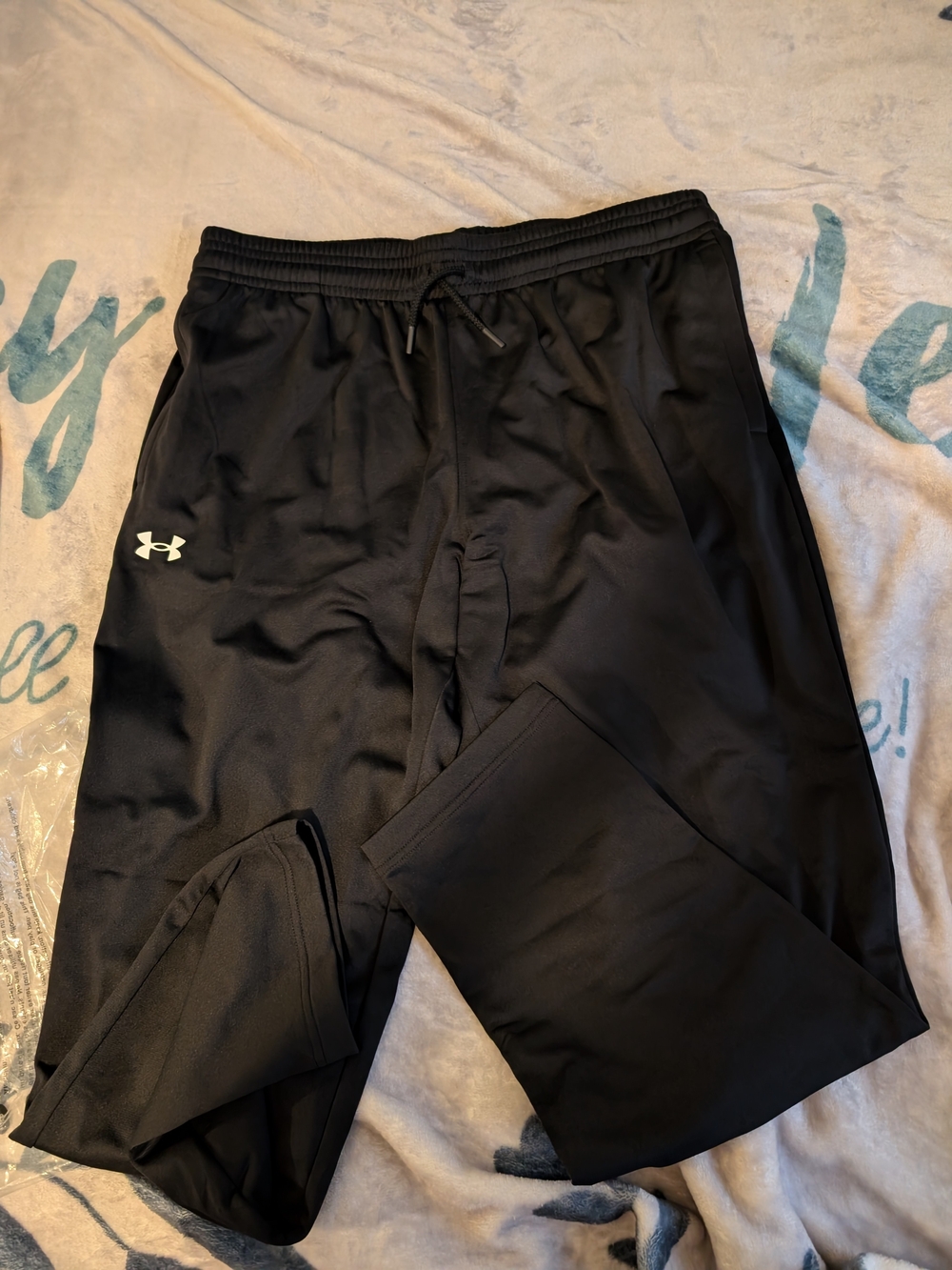 BNWT Under Armour Black Men’s Performance Joggers